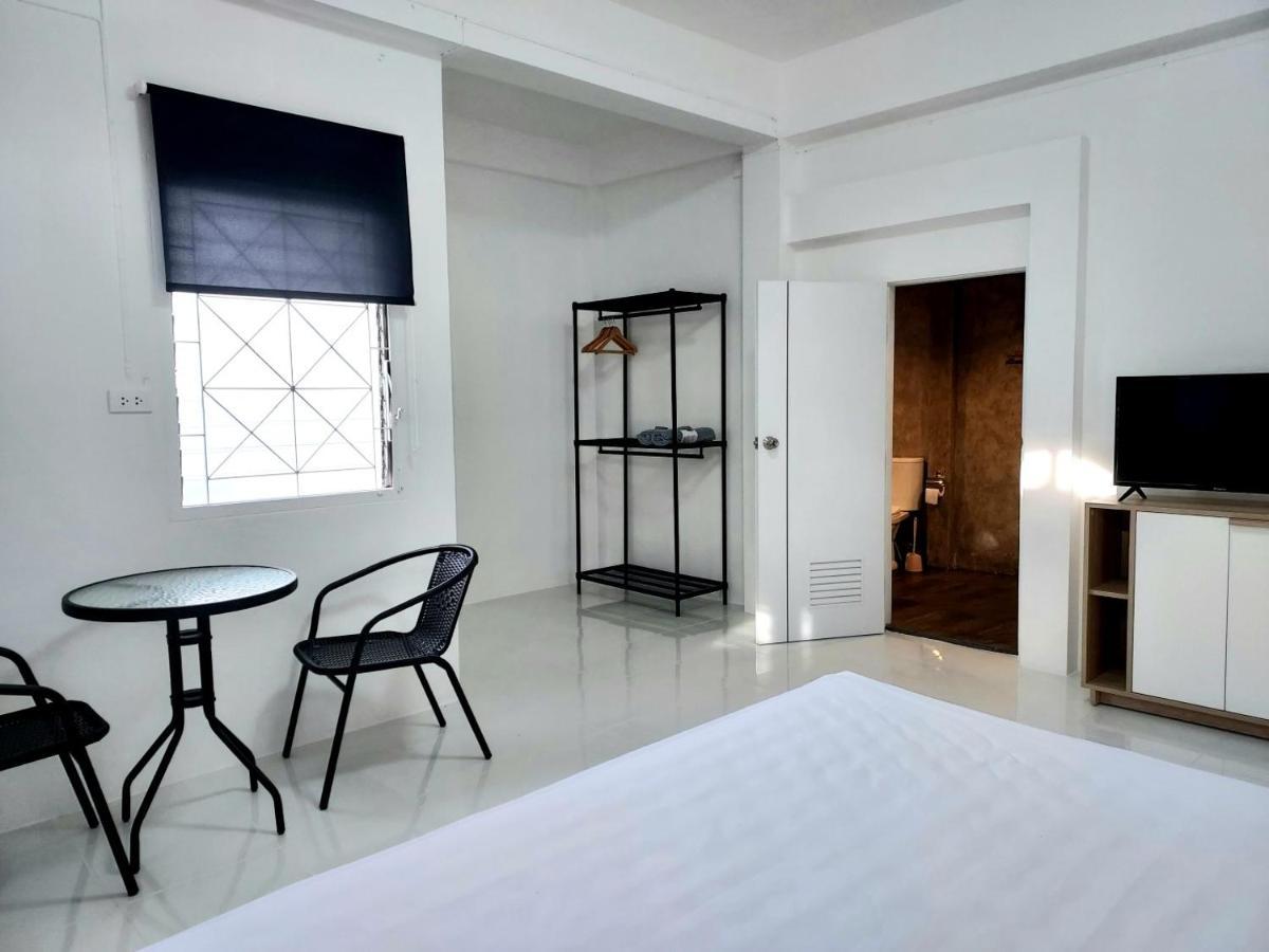 Room79 Phuket Exterior photo